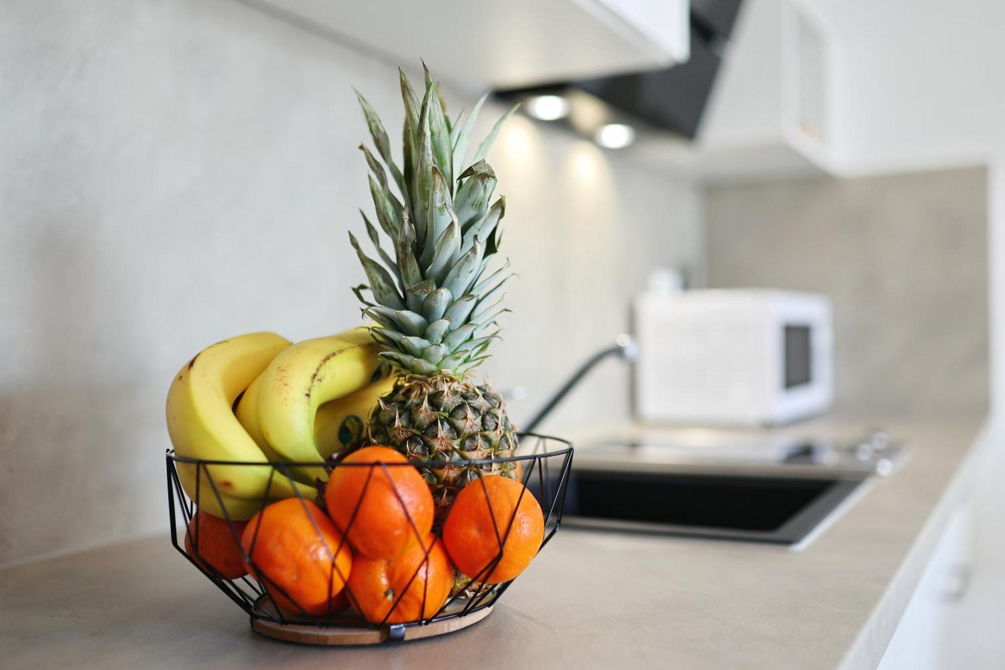 Apartments Rosini, 300M From The Beach With Shared Tavern And Bikes, 宁 外观 照片